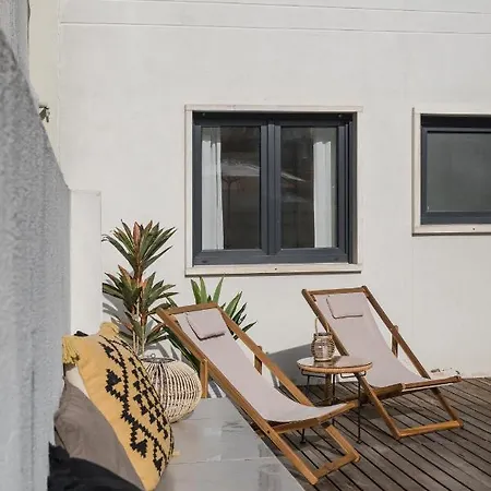 Casa Boma - Brighting With Spacious Terrace - Alvalade Iii * 리스본