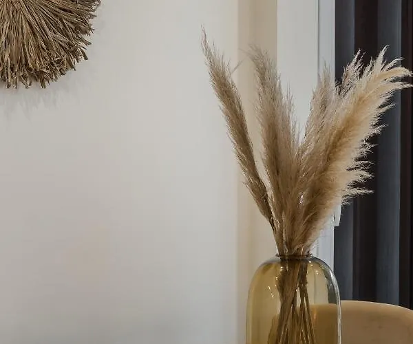 Casa Boma - Brighting With Spacious Terrace - Alvalade Iii *